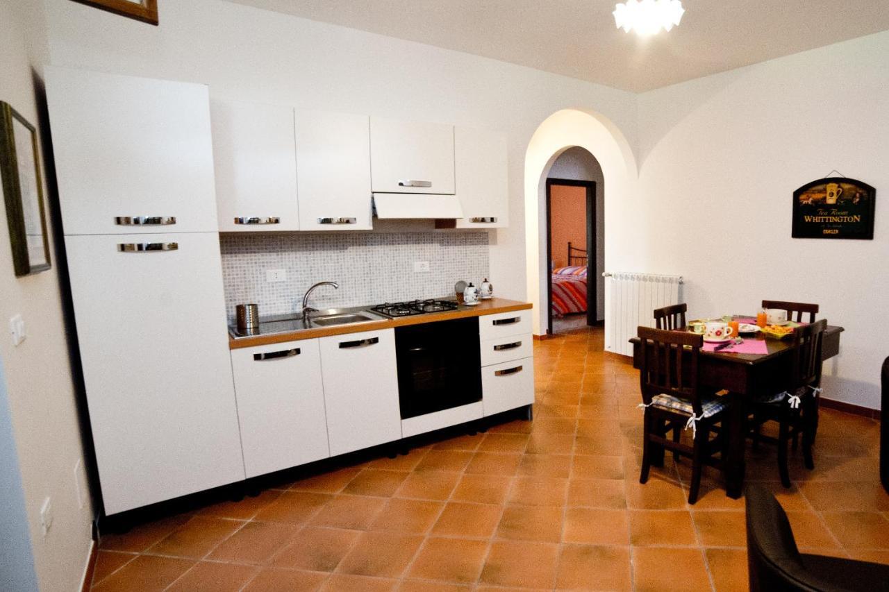 B&B Il Tiglio Padula Exterior photo